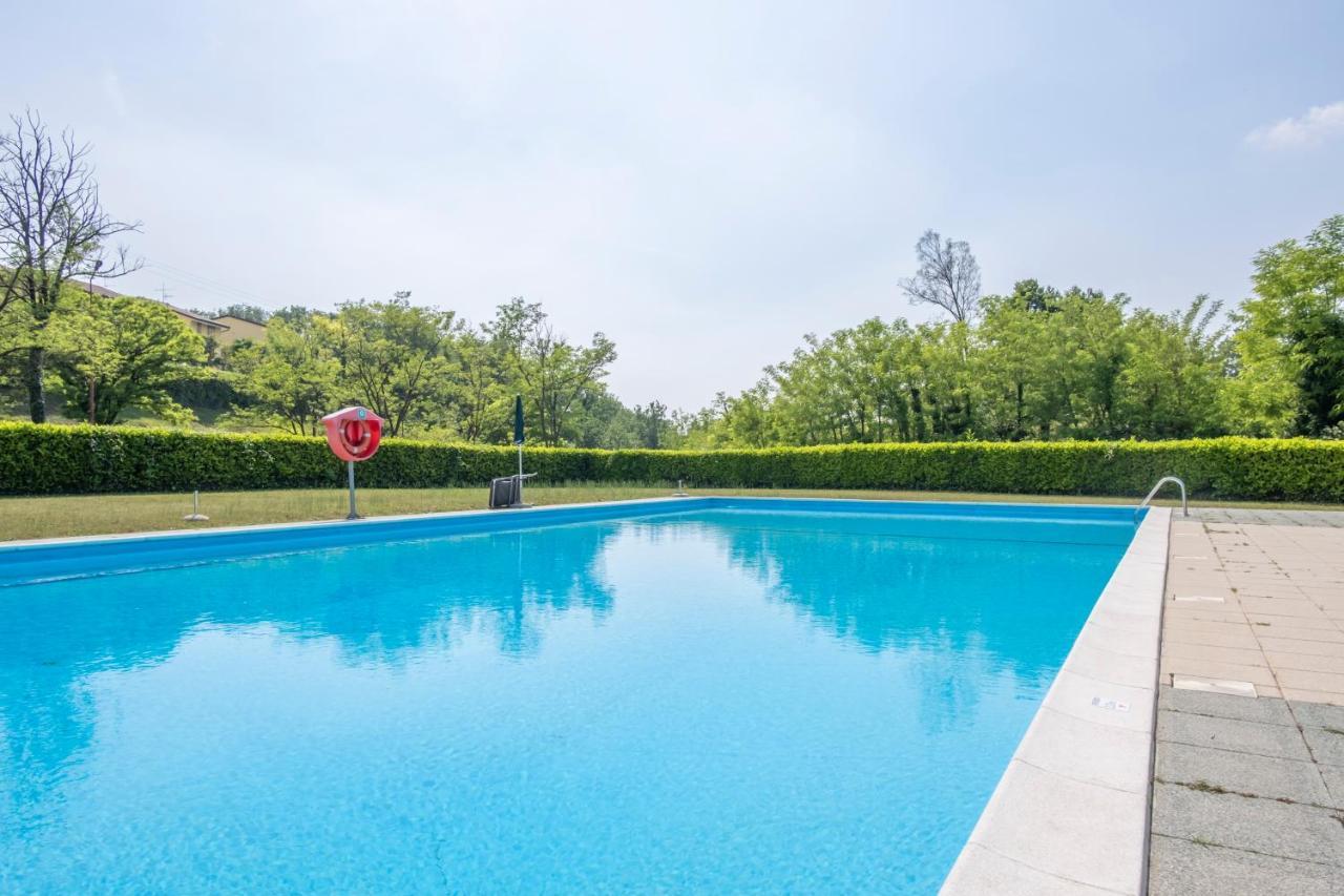 L&M Apartments - Pool - By Host4U Muscoline Экстерьер фото